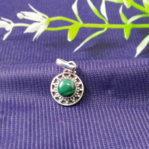 MALACHTE ROUND SHAPE RAWA WORK PENDANT IN 925 STERLING SILVER FOR GIRLS AND WOMEN'S