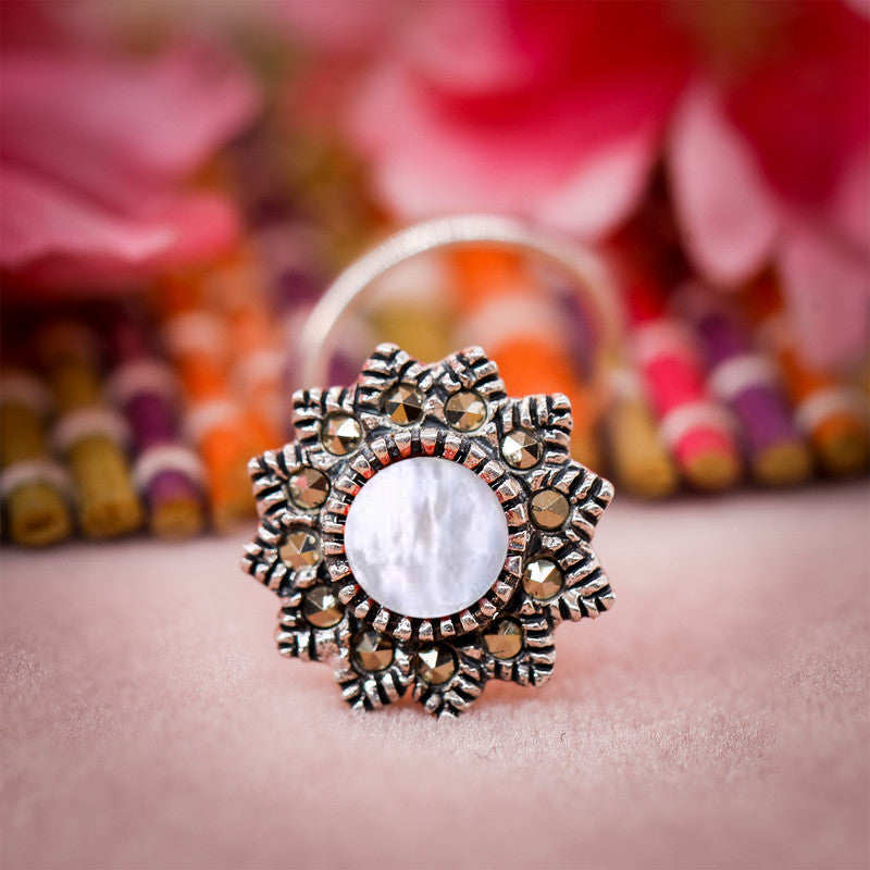 WHITE SHELL