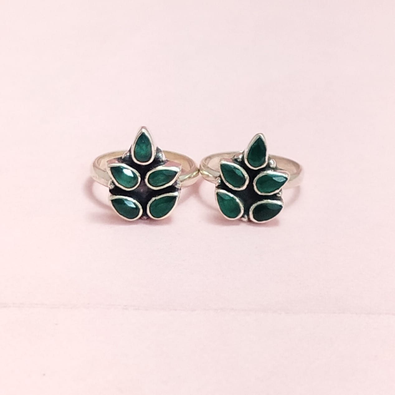 2207 EMERALD