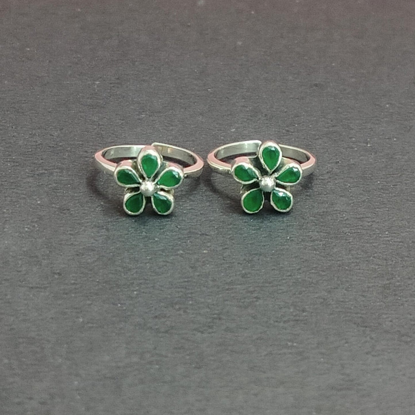 2209 EMERALD