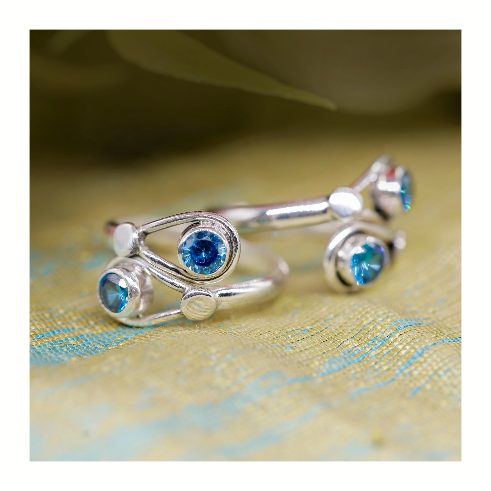 2332 BLUETOPAZ