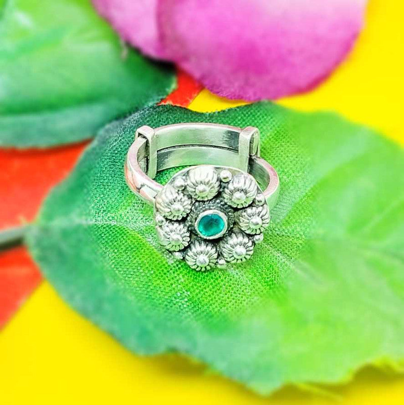 3049 Created Emerald
