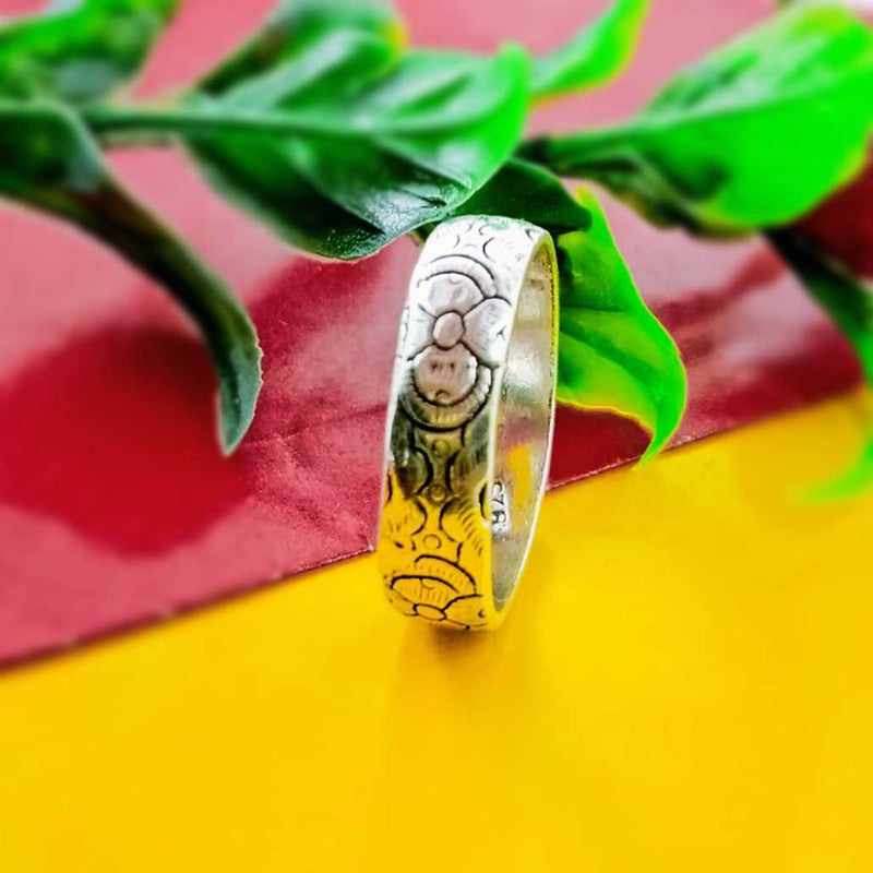 JSAJ BAND RING WITH CARVING WORK IN 925 STERLING SILVER