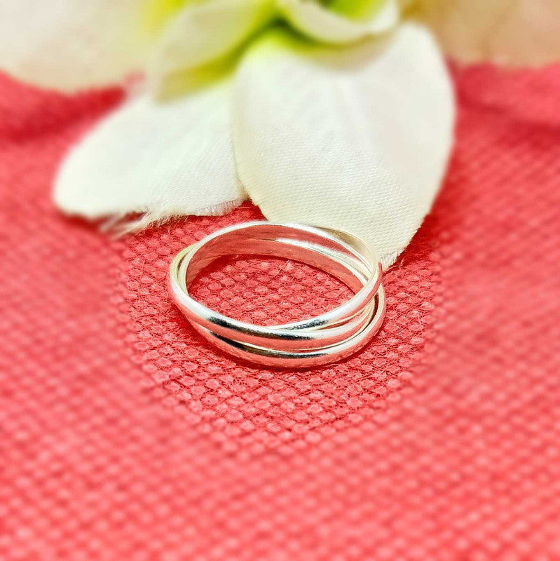 JSAJ INTERLOCKED TRIPPLE ROLLING RING IN 925 STERLING SILVER