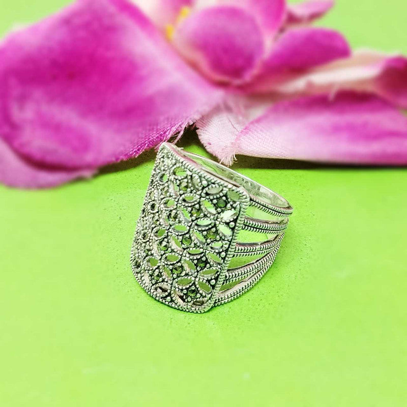 JSAJ MARCASITE BAND RING