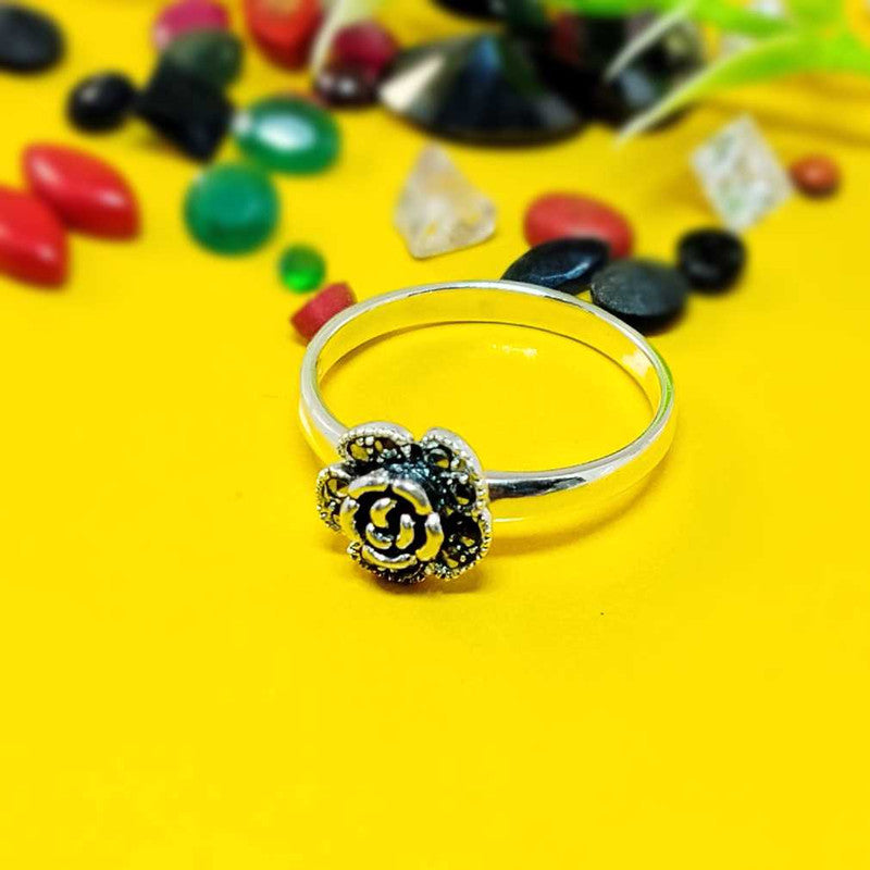 JSAJ MARCASITE FLOWER RING