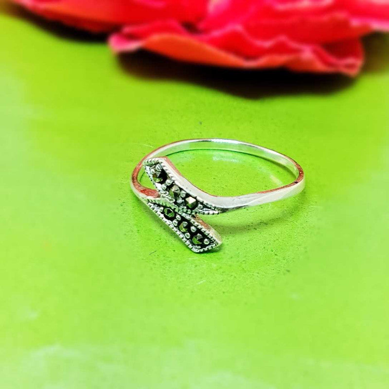 JSAJ MARCASITE BAND RING