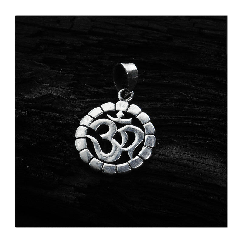 JSAJ Silver 925 Sterling Silver OM PENDENT LOCKET OM IN MEDIUM SIZE UNISEX PENDENT for Good Health and Wealth