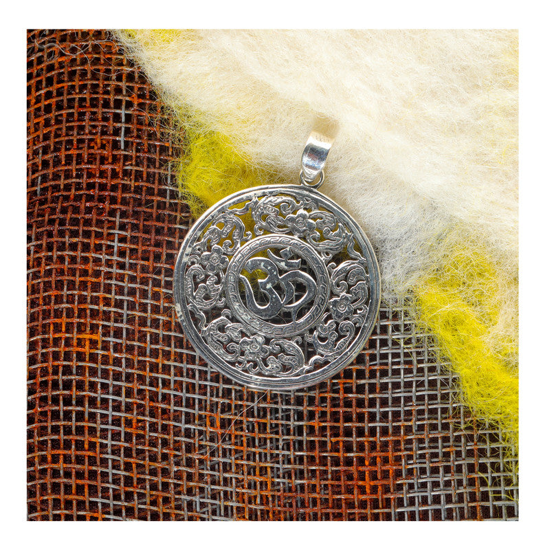 JSAJ Silver 925 Sterling Silver OM PENDENT LOCKET OM IN BIG SIZE UNISEX PENDENT hand zali wrk for Good Health and Wealth