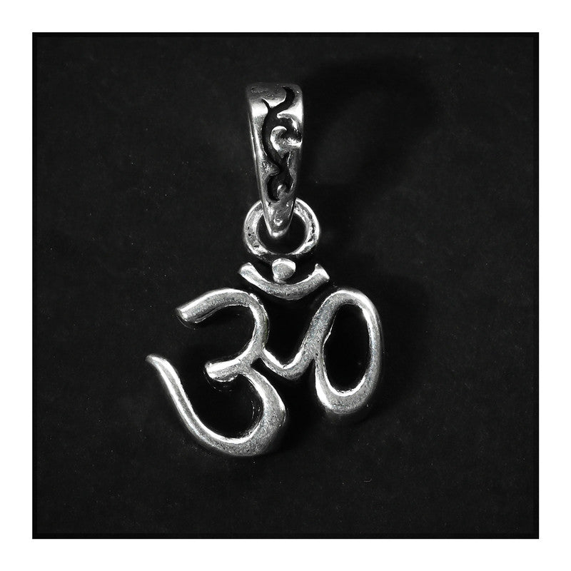 JSAJ Silver 925 Sterling Silver OM PENDENT LOCKET OM IN SMALL SIZE UNISEX PENDENT LOCKET for Good Health and Wealth