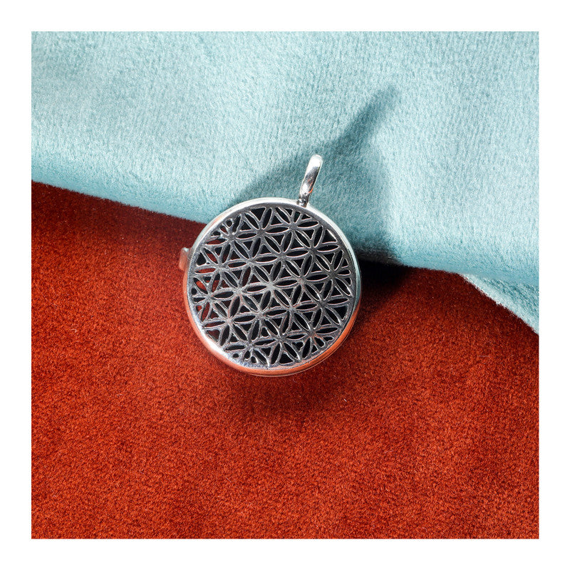 JSAJ Silver 925 Sterling Silver JAALI N BOX Pandent Flower of life CIRLCE PENDENT WITH PHOTO FRAME STYLE IN MEDIUM SIZE UNISEX PENDENT
