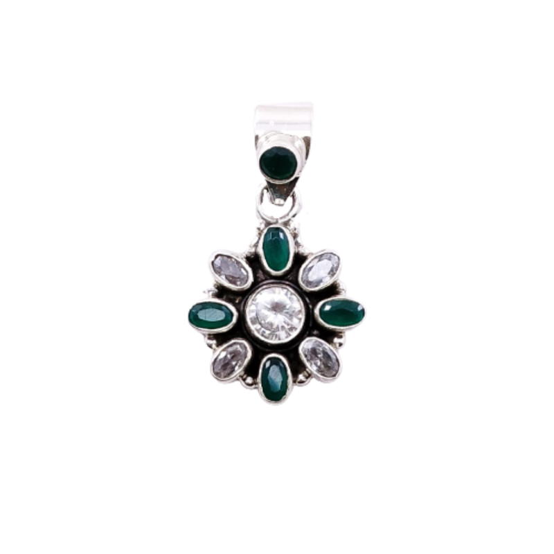 9498 Emerald With White Zircon