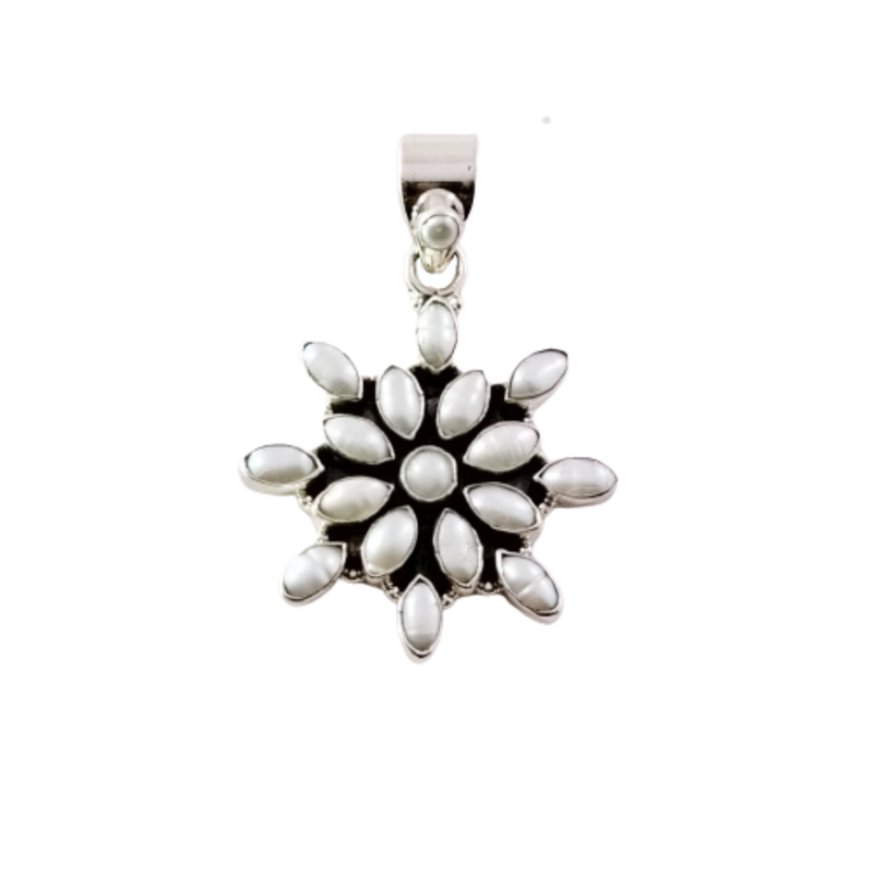 9516 Pearl