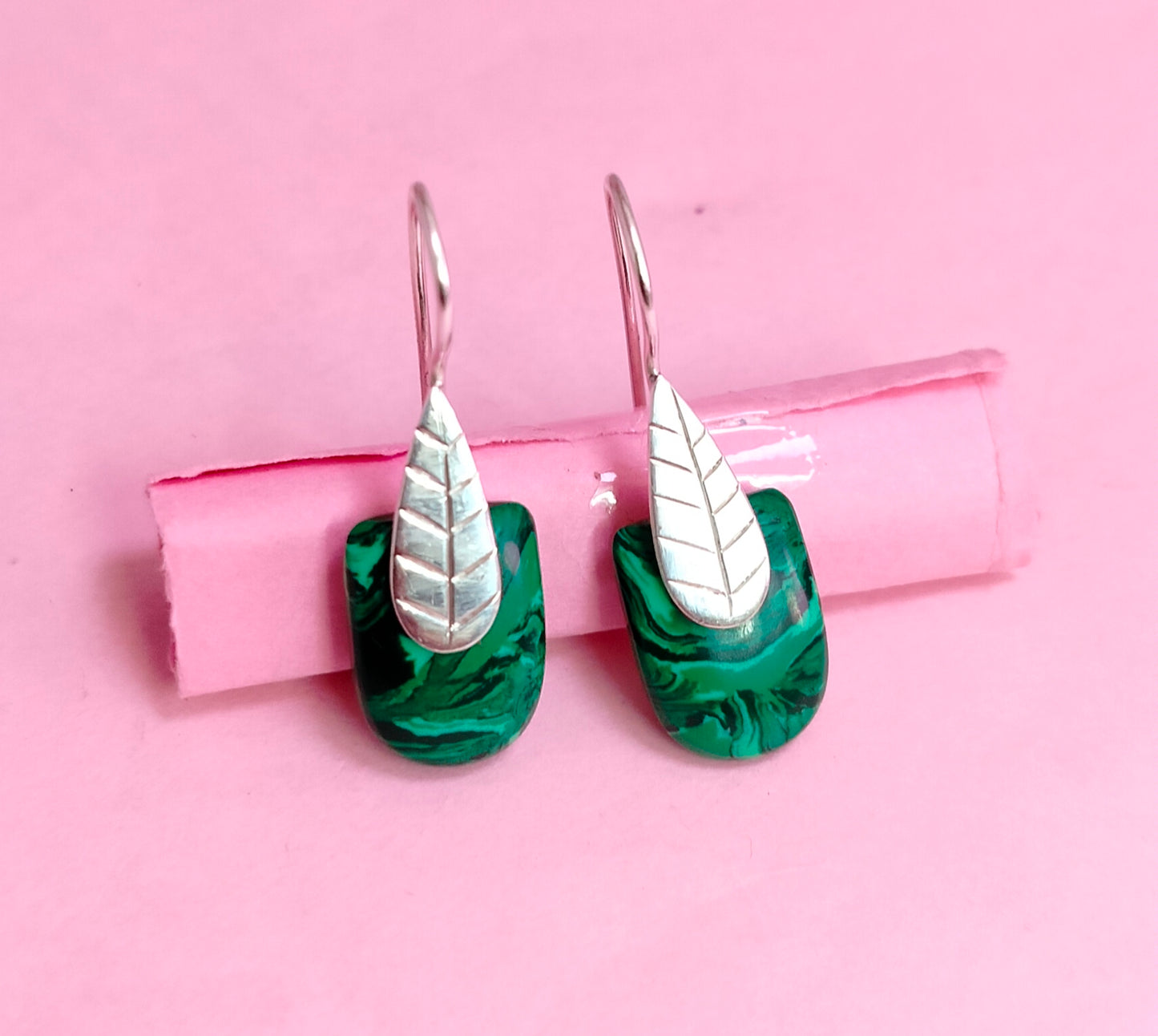 1069 Malachite