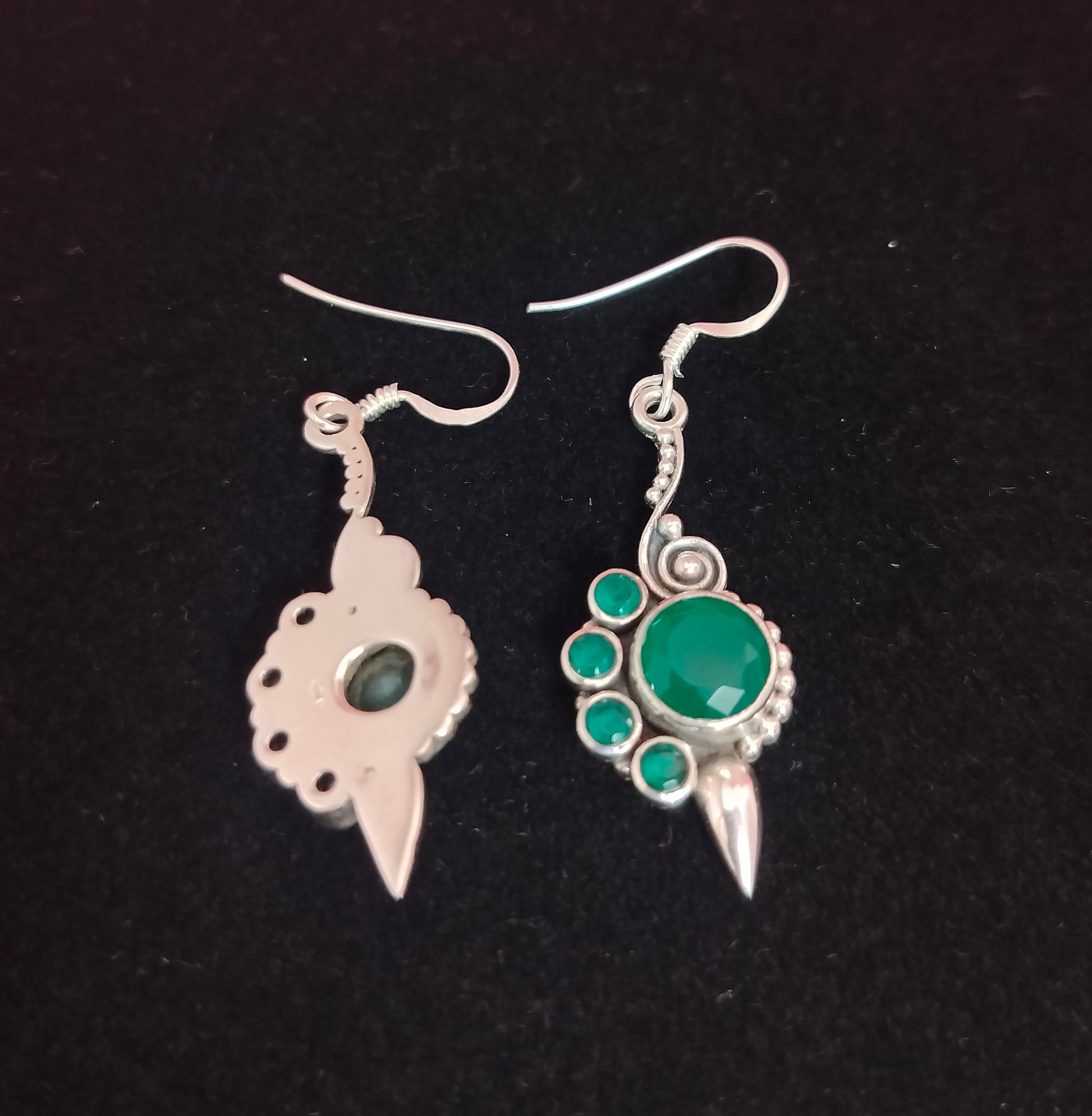 1079-A4 Green Onyx