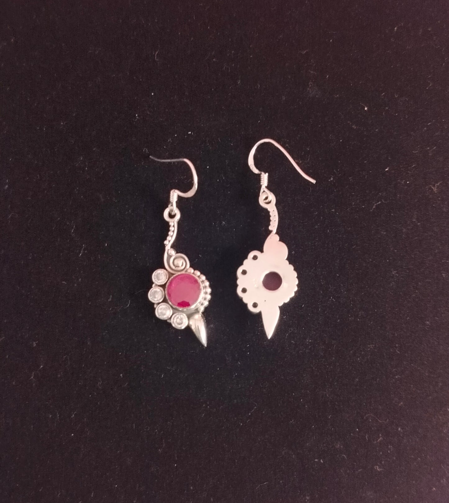 1079-A7 Ruby+Zircon
