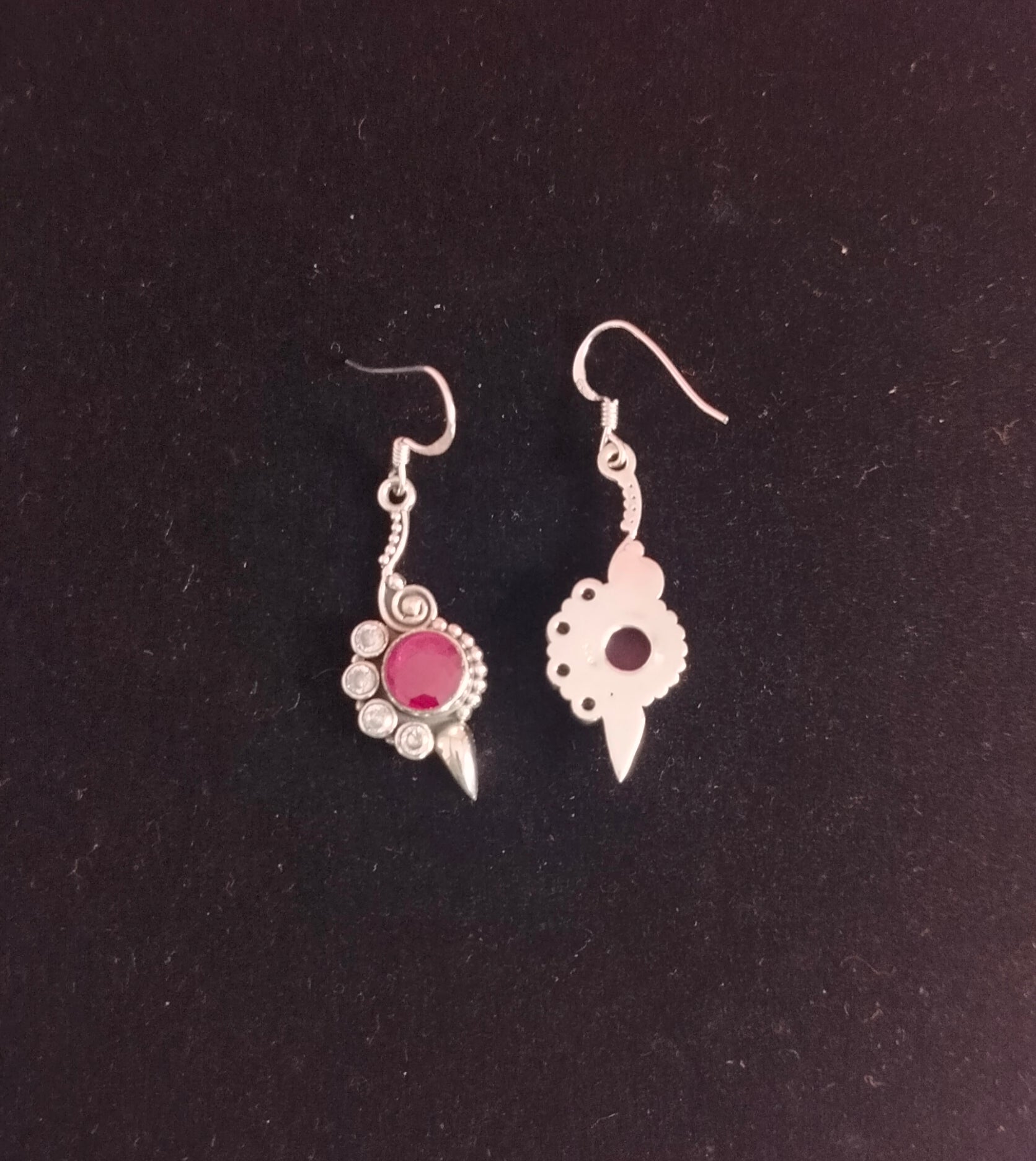 1079-A7 Ruby+Zircon