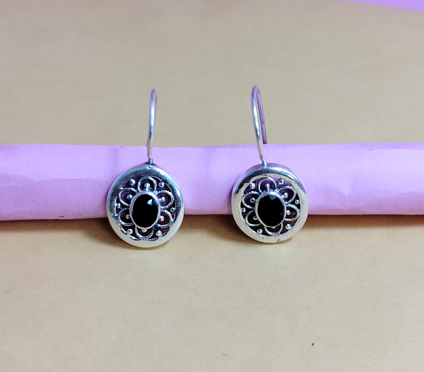 1076 Black Onyx
