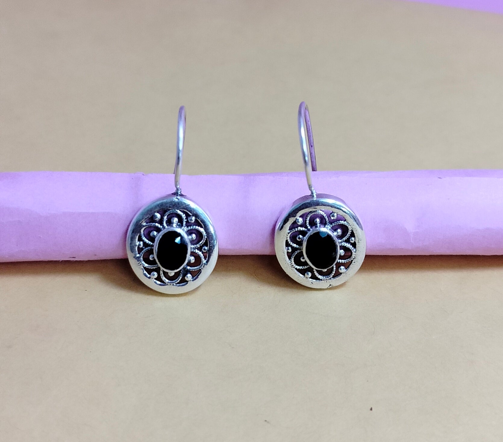 1076 Black Onyx