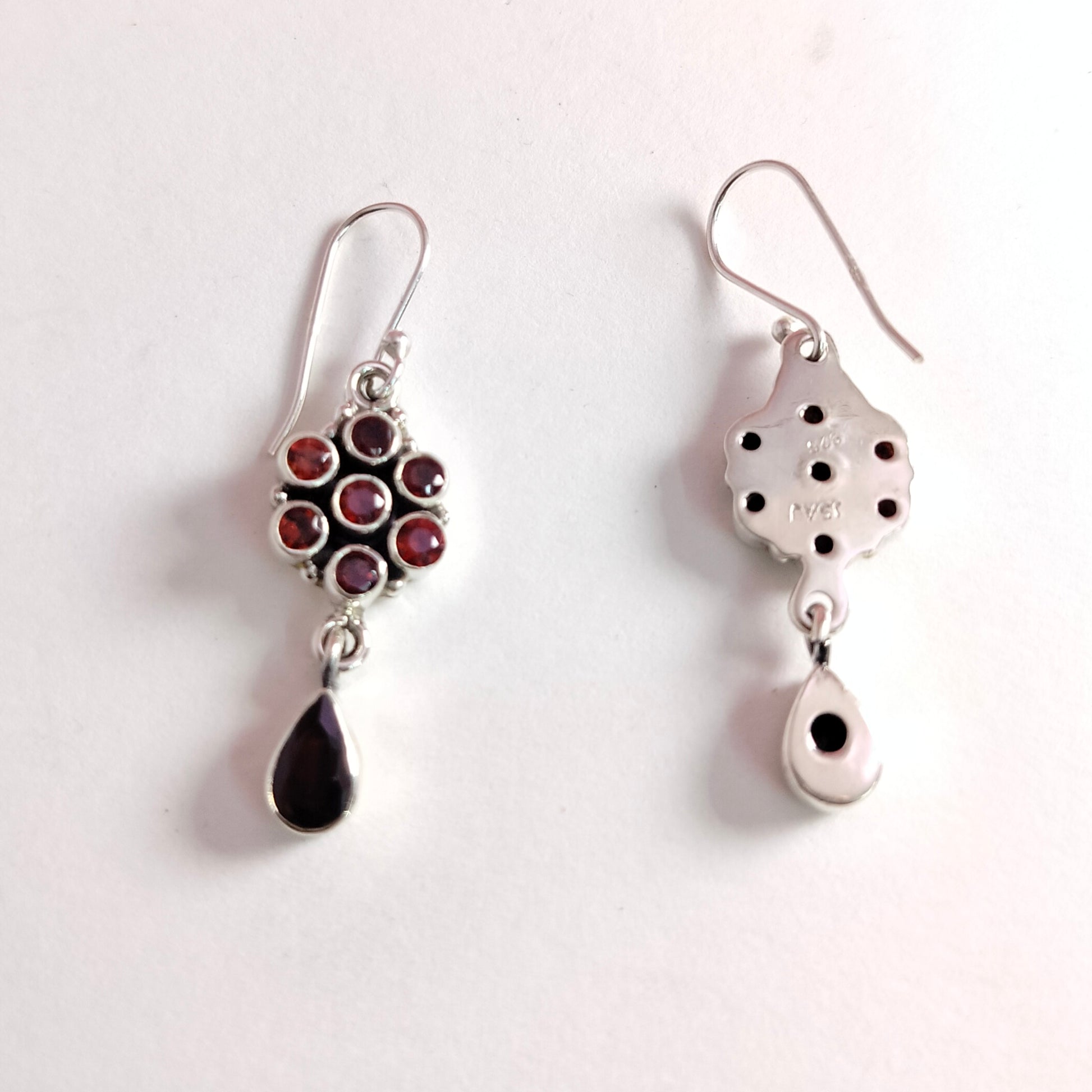 1090 Garnet