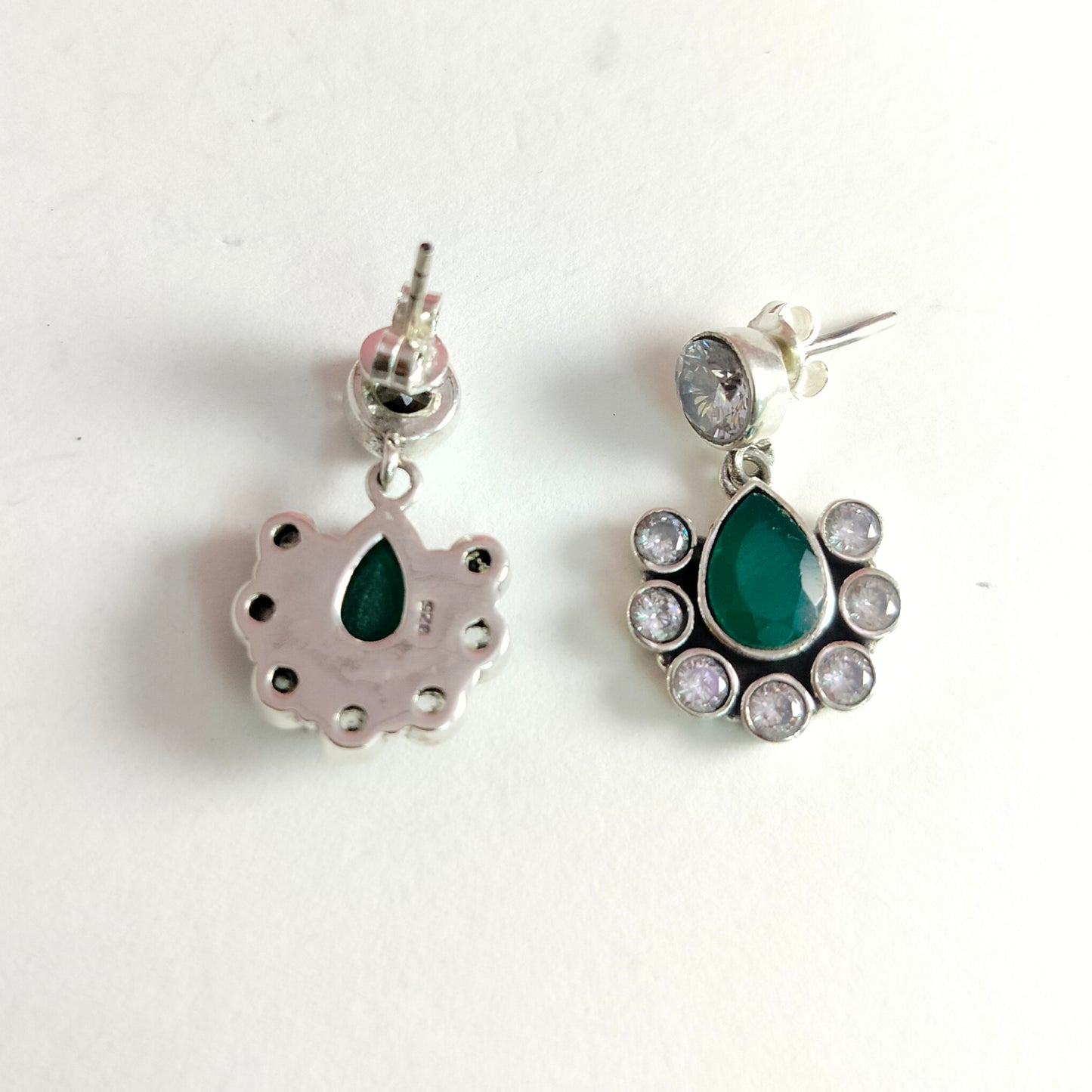 1092-A2 Zircon+Green