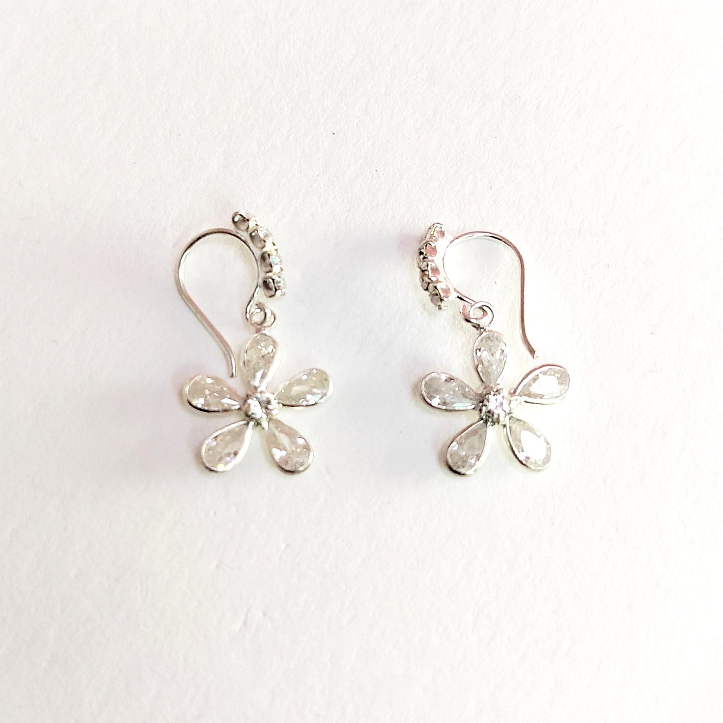 JSAJ 925 sterling silver zirconia flower earrings for girls and women