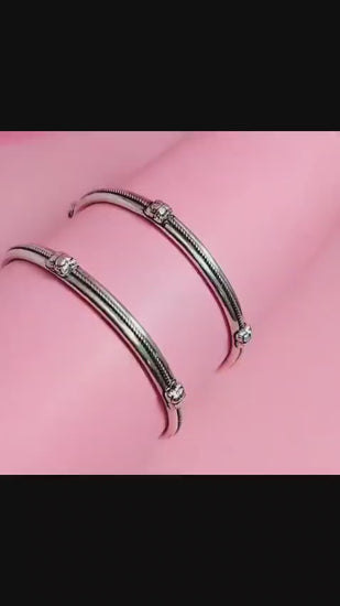 1 Pair