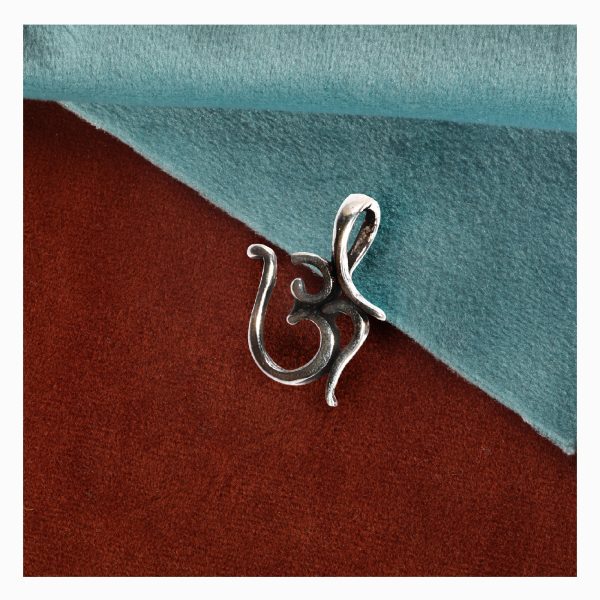 Silver 925 Sterling Silver OM PENDENT LOCKET OM IN SMALL SIZE UNISEX PENDENT LOCKET  for Good Health and Wealth